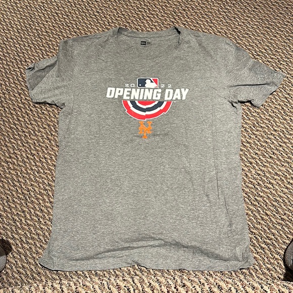 Gray MLB Mets 2022 opening day shirt - Picture 2 of 4